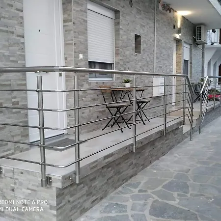 Lavim 2 * סיקיה